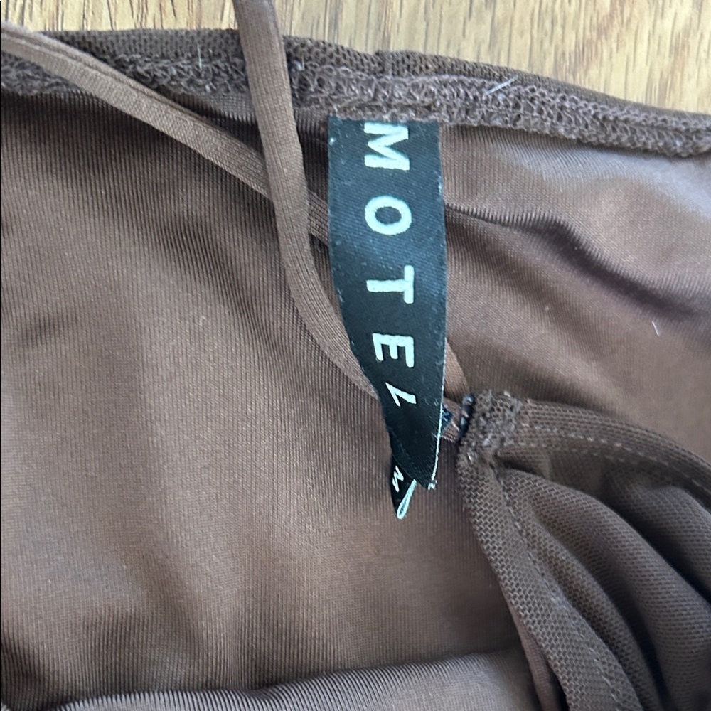 Motel Rocks Brown Ruched Dress - Picture 2 of 3